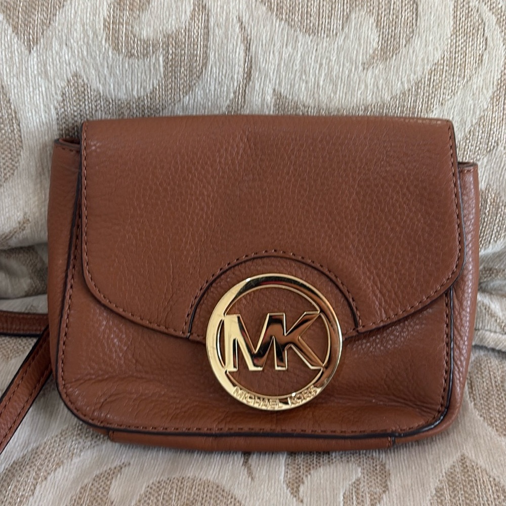 Michael Kors Cross Over Mini Leather Gold Bag